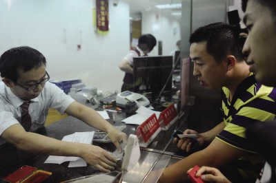 许霆广州申请核对账单遭拒_财经_腾讯网