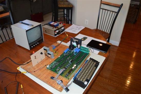 苹果第一台原型机Apple I 将拍卖 曾创90万美元天价
