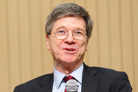 图文:哥伦比亚大学经济学教授jeffrey sachs