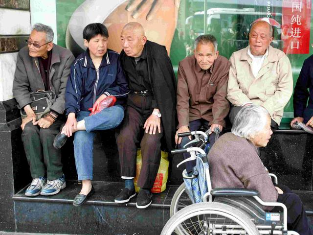 27省老龄化比较:四川辽宁江苏老龄人口占比最