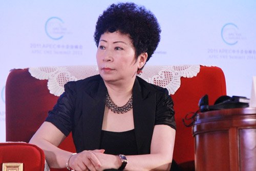 图文:成都红旗连锁董事长兼总经理曹世如