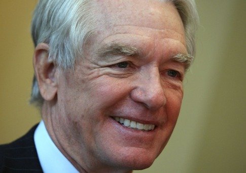 福布斯批披露美国富豪发家史 首份工作多为卖