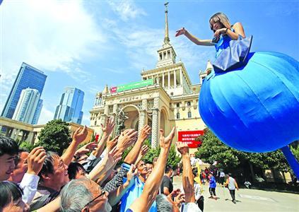 上海十一假日楼市“卖房的比买房的多”