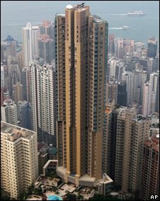 网易财经6月16日讯 倍受市场关注的香港西半山天汇大厦"天价"神话终于