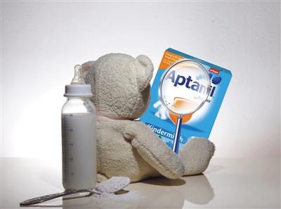 海淘奶粉背后的造假利益链:网上价差悬殊140元