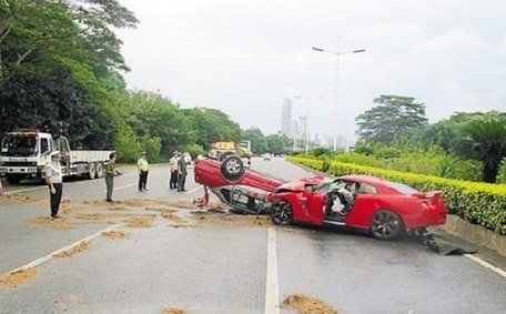 深圳飙车案:肇事司机侯某某描述事发过程