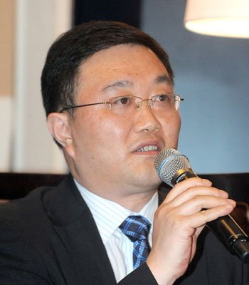 图文:江苏省金融工作办公室副主任聂振平