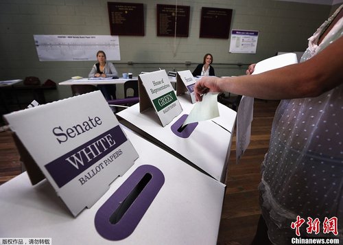澳大利亚举行大选 民众开始投票