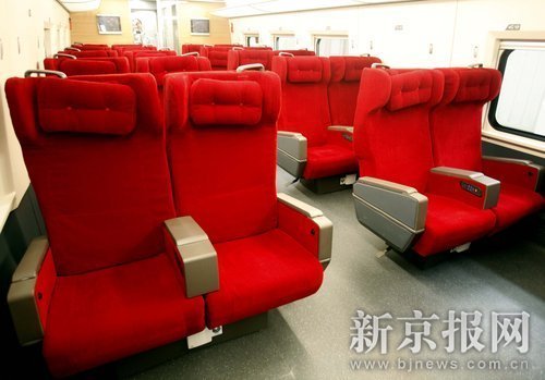 京沪高铁380A揭秘:最多载客1066人[组图]