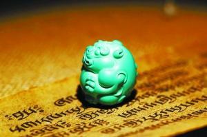绿松石十年价涨百倍 仿线仿色仿品无处不在