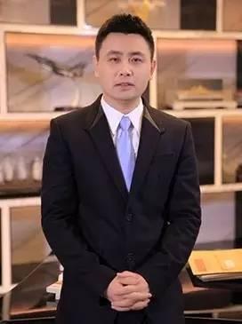 出身农村 27岁的她为何能斥资5.26亿成为上市