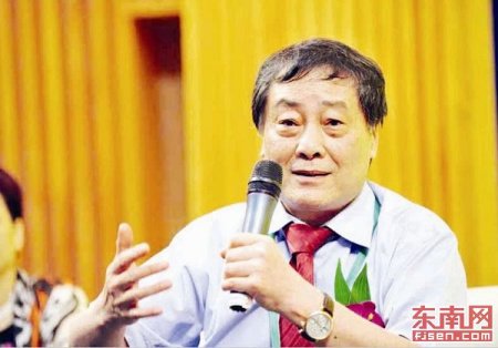 新首富宗庆后婉拒巴菲特邀请:光捐钱非真慈善