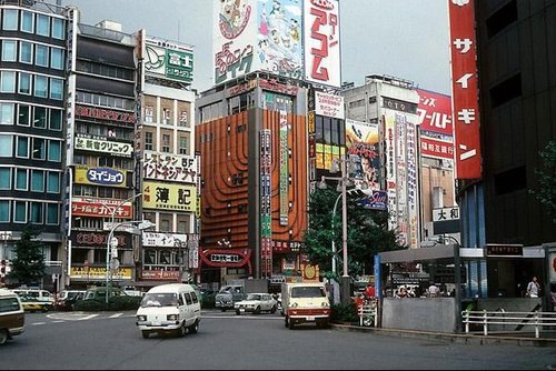 实拍80年代大萧条前日本