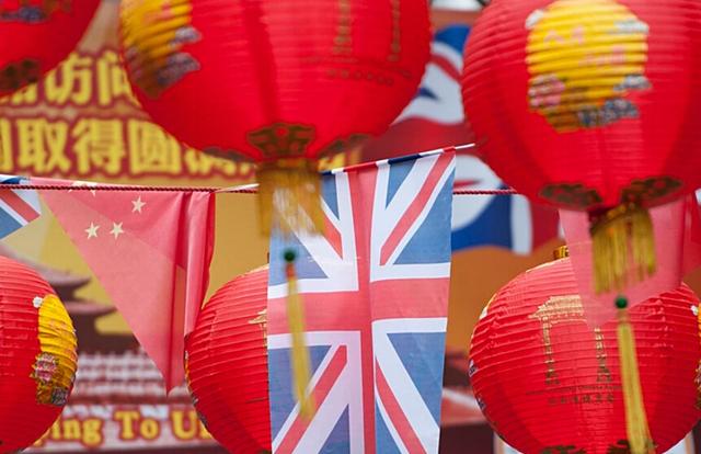 英媒：卡梅伦转向中国是顺应潮流