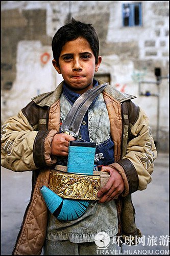 实拍也门持枪佩刀的男人 组图_新闻滚动_大成网_腾讯网