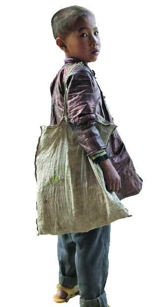 1万个孔子书包等您认捐