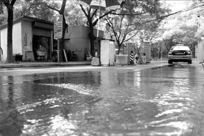 排水管道堵塞小区污水横流