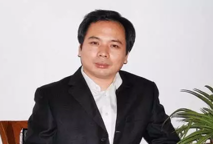 陈志武等12位大佬都在兼职做这个 谁赚的最多？