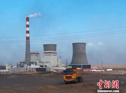 新疆准东煤炭开发提速 40余家煤企龙头淘金