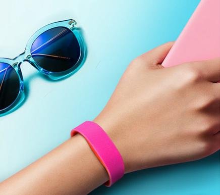 豚鼠手环2苏宁首发|财经作家吴晓波倾力推荐_