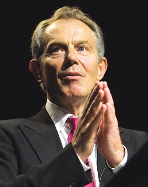 英国前首相布莱尔的公司被疑避税 2011年收入