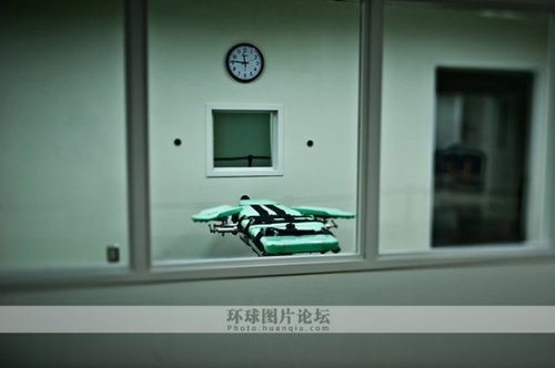 组图:探秘美国监狱死刑注射室