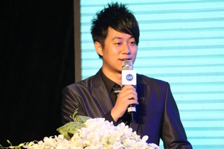 图文:海南电视台主持人宣柯