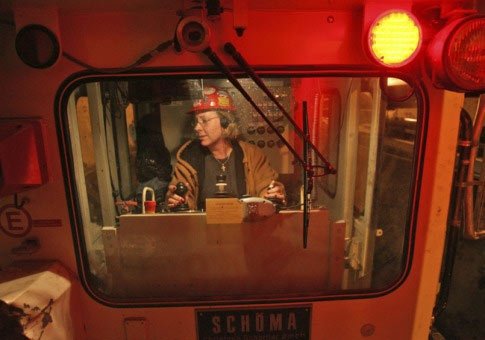 收入证明_地铁司机的收入