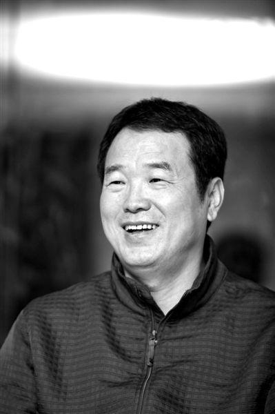 中国商人资助160万美元“换回”圆明园7根石柱