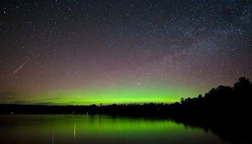 2012天琴座流星雨 罕见火流星划过美国上空(组图)