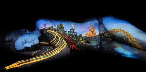 德国<em>女艺术</em>家创作精美<em>人体艺术</em>画(图)_财经_腾