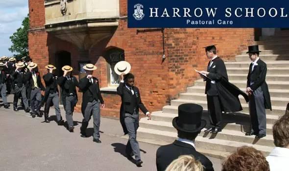 看看别人家的小孩 学费比你年薪还高