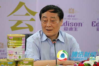 宗庆后奶粉生意经:不惧洋品牌 三年要达领先