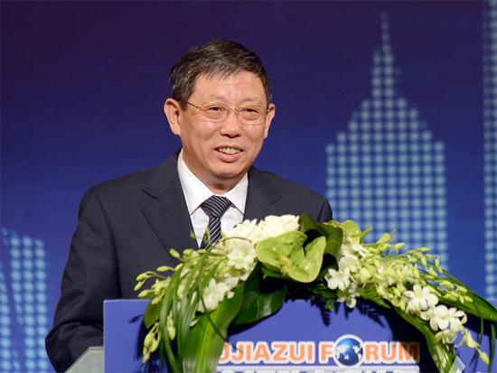 杨雄:上海发展迫切需要金融发挥更大的作用