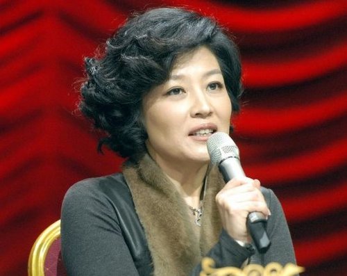 冯小刚确认担任2014年央视春晚总导演(图)