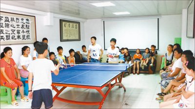 但徐璐璐所在学区学校——亳州学院实验小学还是开了"绿灯图片