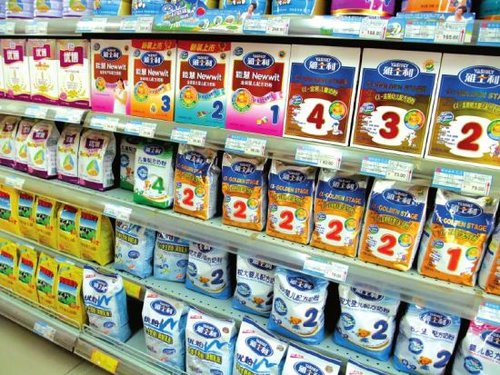 内江少数孕婴店仍在售已禁用牛初乳奶粉