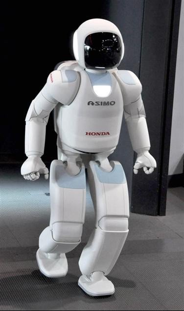 日科学未来馆向公众展出智能机器人ASIMO