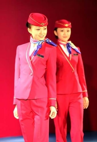 中国银行收入证明模板_中国空姐的收入