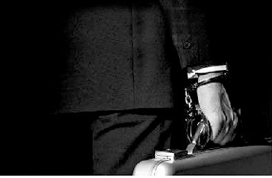 华西村人均收入_裸官 人均 500万