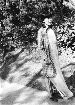 萧红深知她没有做母亲的权利