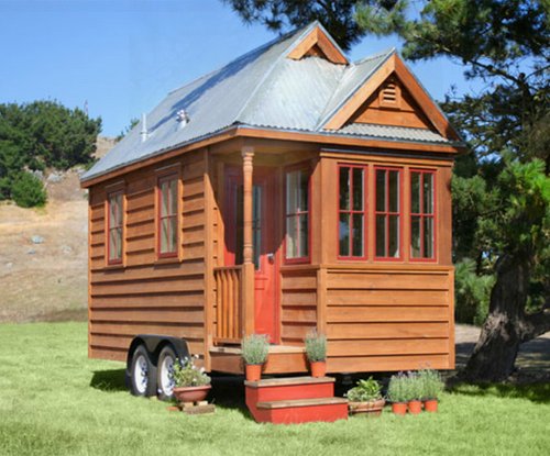 美国男子建造出售迷你小蜗居 仅几平米(组图