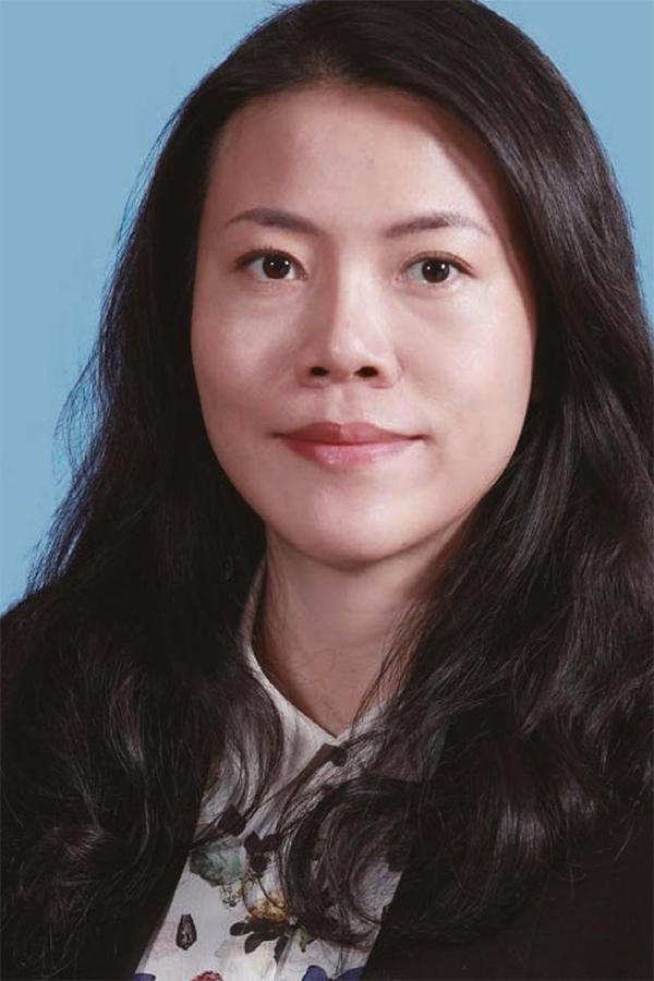 杨惠妍入选最具影响力商界女性 首次公开照片