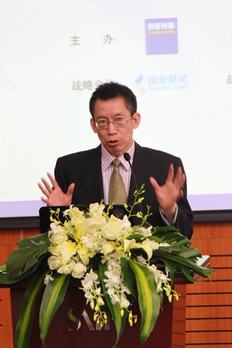 图文:上海证券交易所研究中心主任胡汝银