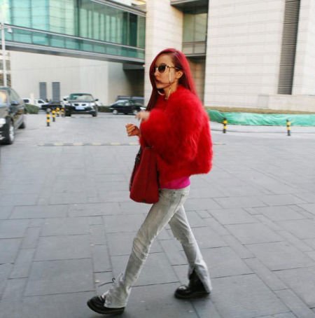 明星圣诞家居装扮大公开 年底穿红装新年红到