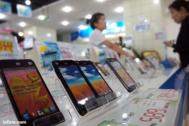 手机大战谁能活下来:一年内136家手机厂商将消