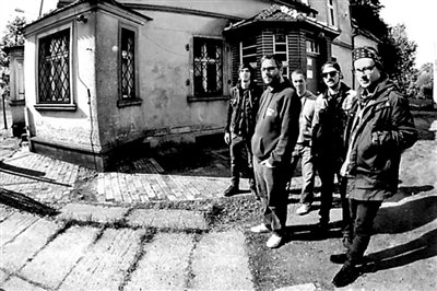 德国硬核朋克乐队来深呐喊