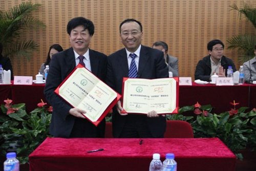 康比特倾情支持学校体育科研