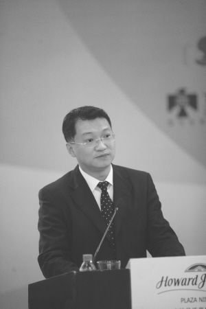 崔伟新任东方基金公司董事长 杨树财离任