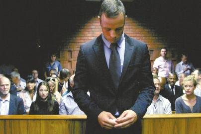 警方凶案首席调查员涉嫌谋杀举证不力 刀锋抓